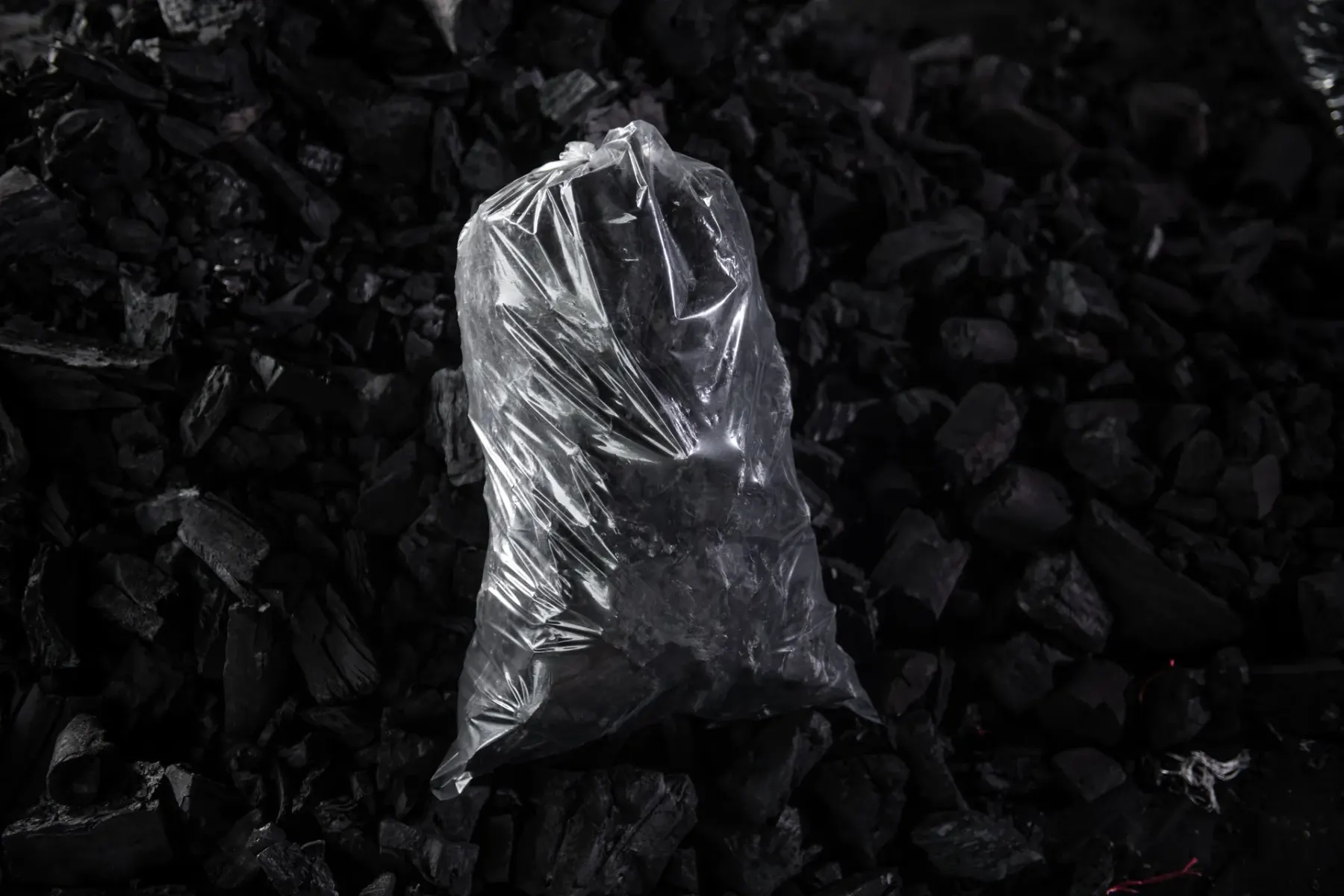 Sealed charcoal retail bags
