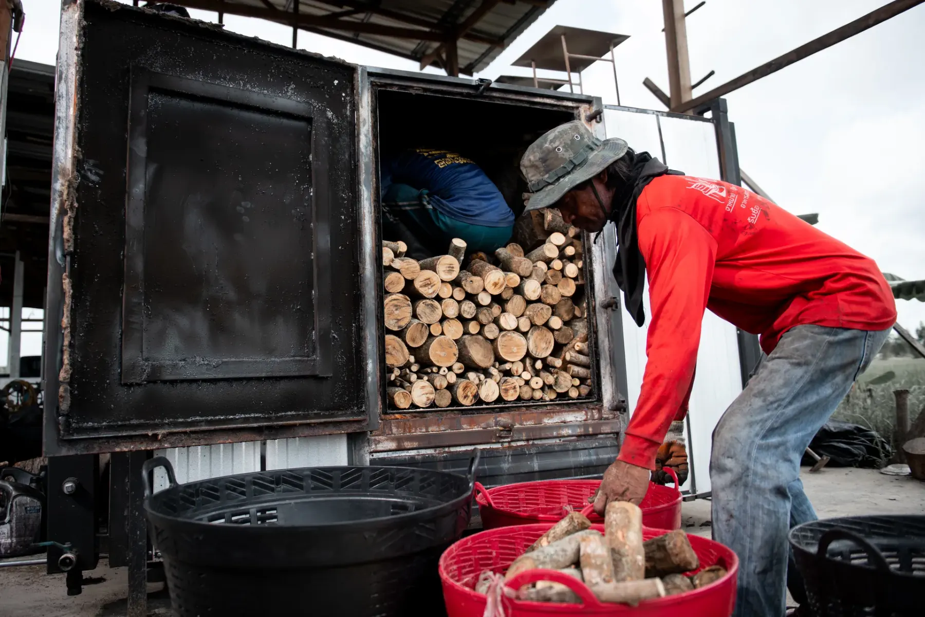 Loading hardwood into the kiln